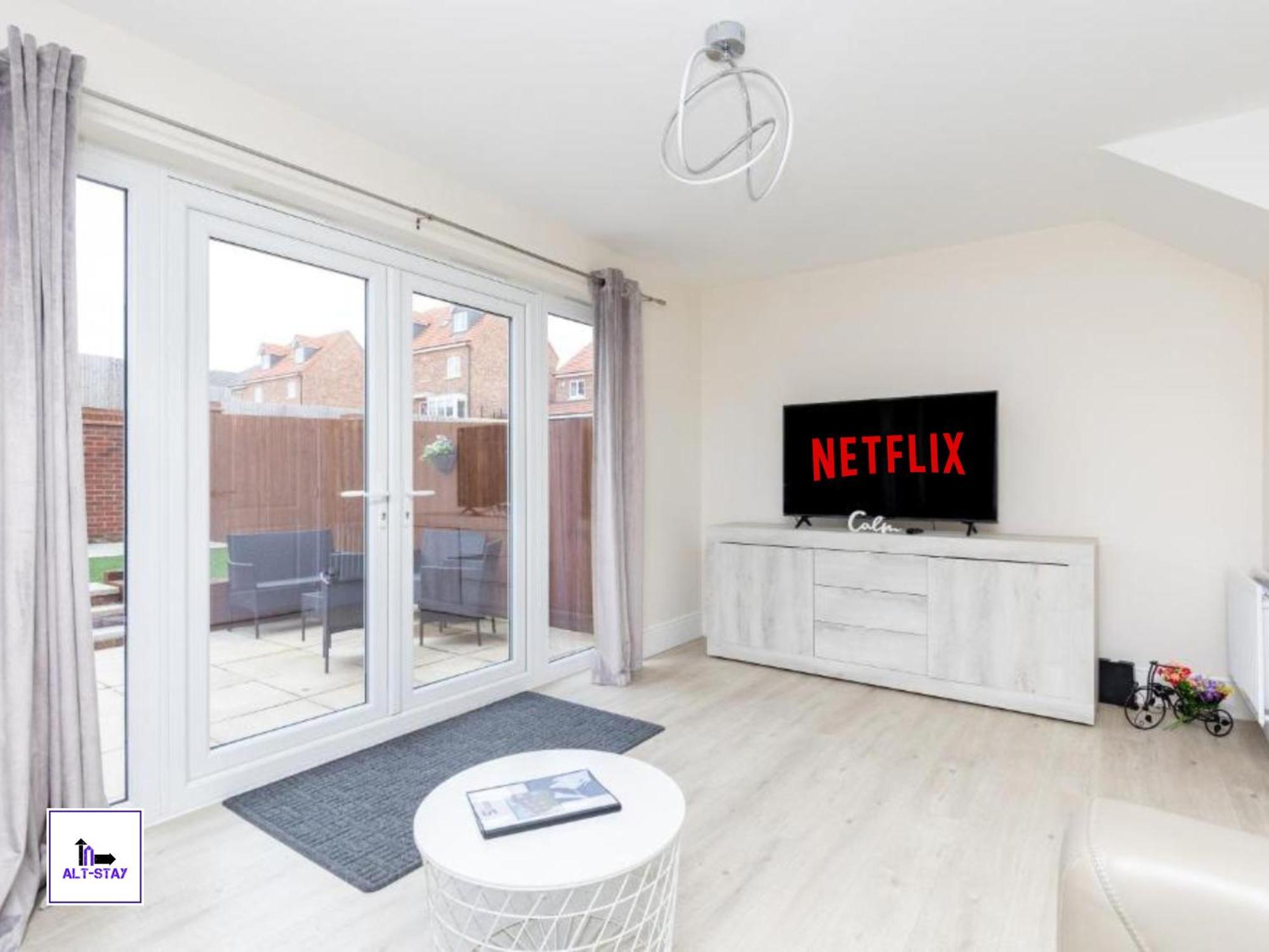 4 Bed 3 Bath - Kirkstall House By Alt-Stay Accommodation - Ideal For Contractors & Remote Workers - Long Stays Welcome Wakefield Zewnętrze zdjęcie